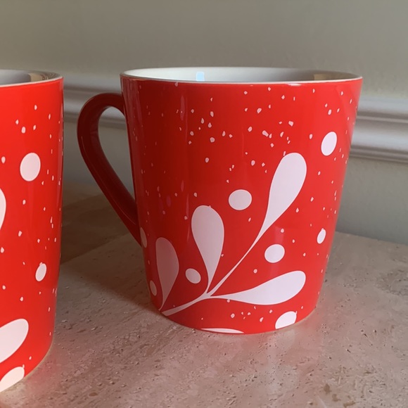 2 Starbucks 2020 Christmas Holiday Red & White Siren 18oz Coffee Mug - Picture 6 of 7